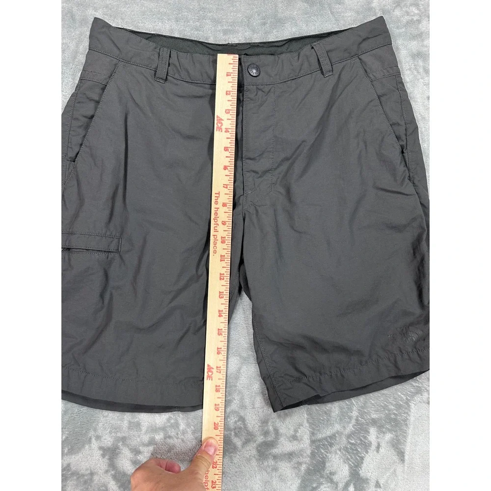 The North Face Mens Hiking Shorts Gray Size 34 Regular Outdoor Trail Cargo